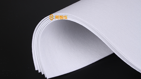 針刺無(wú)紡布土工布廠家-精益求精