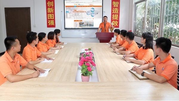 針刺棉廠家「團隊風采」奔赴在生產一線的業務精英