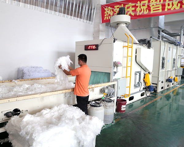 針刺無(wú)紡布工廠2