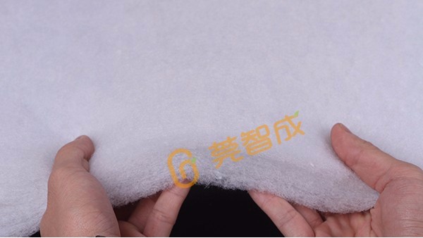 大棚保溫被無膠棉運輸情況-可跟負責人聯(lián)系