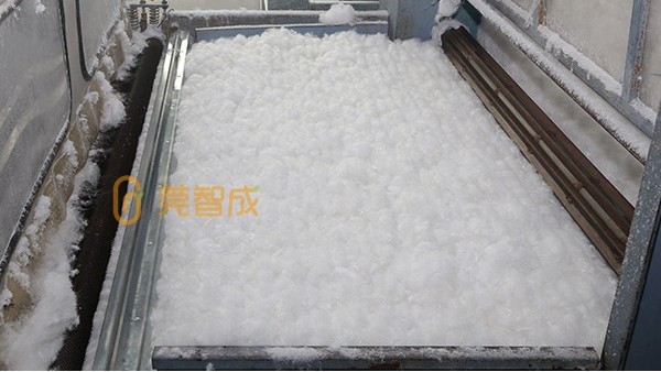 無(wú)膠棉廠家-順應(yīng)市場(chǎng)需求不斷發(fā)展