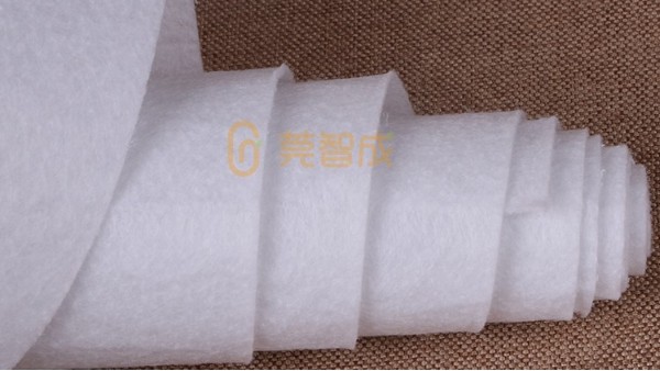 無紡布是什么材料做成的