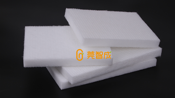 聚酯吸音棉-減少汽車發(fā)動(dòng)機(jī)熱量