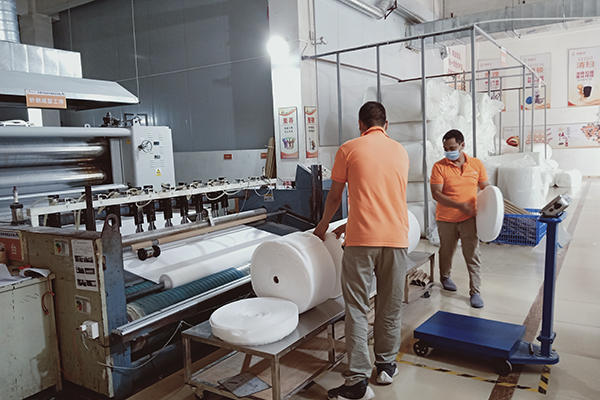 針刺無(wú)紡布