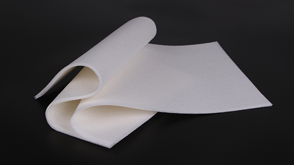 滌綸針刺無紡布廠-力爭行業龍頭