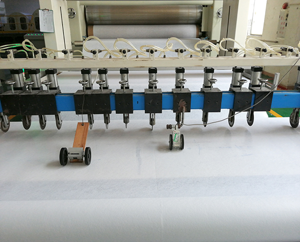 針刺無紡布生產(chǎn)廠家